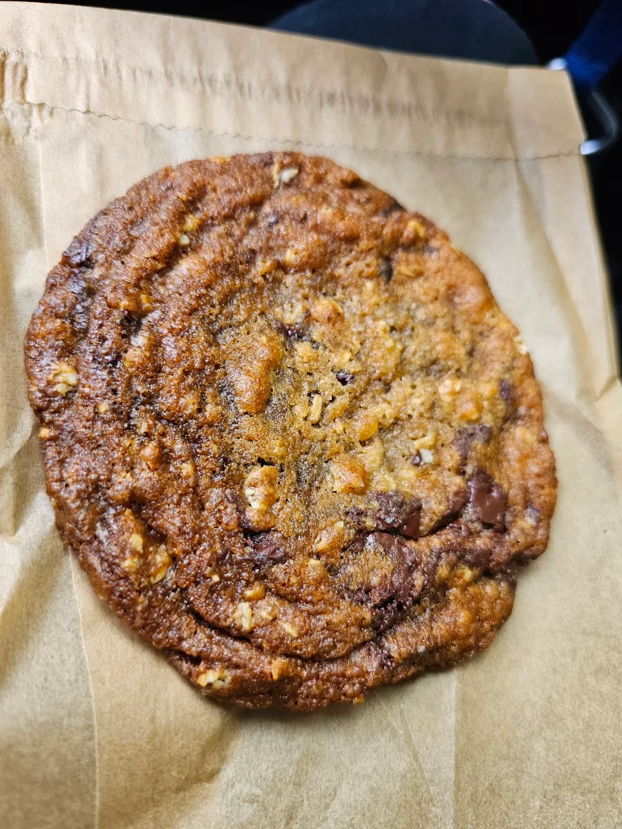 Chocolate Chip Oat Cookie