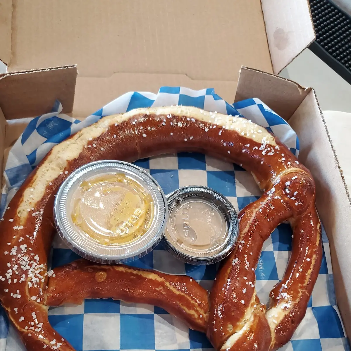 Large Pretzel with Beer Cheese