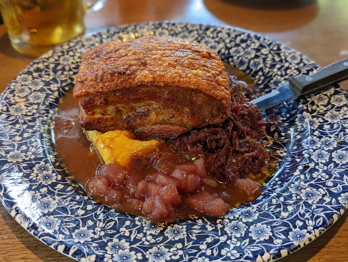 Crackling Pork Belly, Winghaus Entertainment Quarter