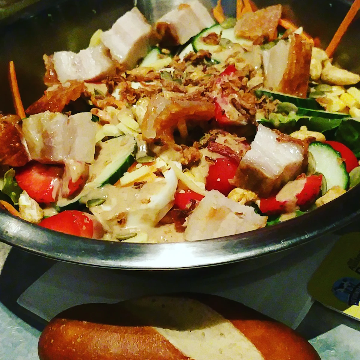 Make Your Own Salad, Winghaus Entertainment Quarter