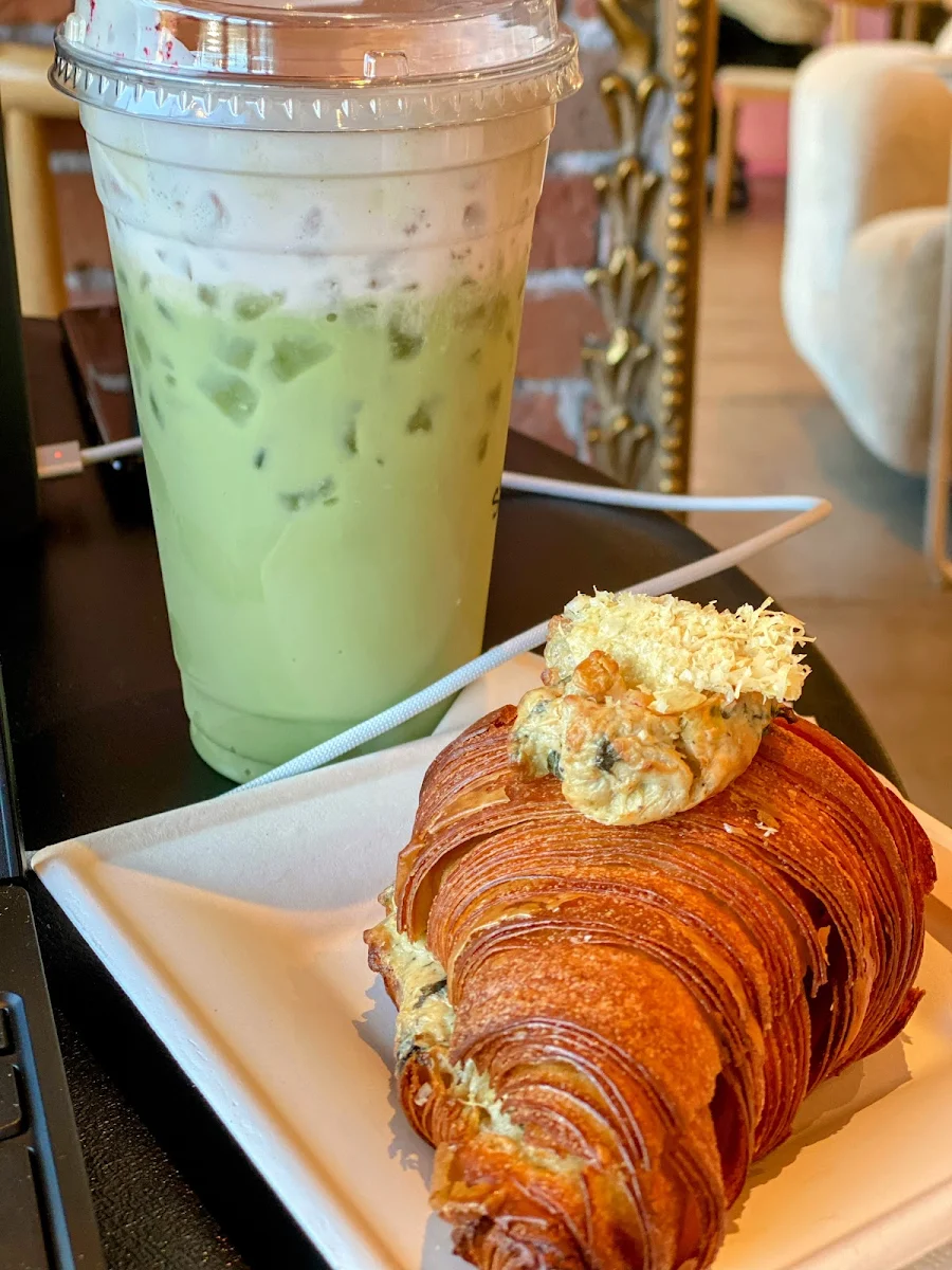Spinach Artichoke Croissant