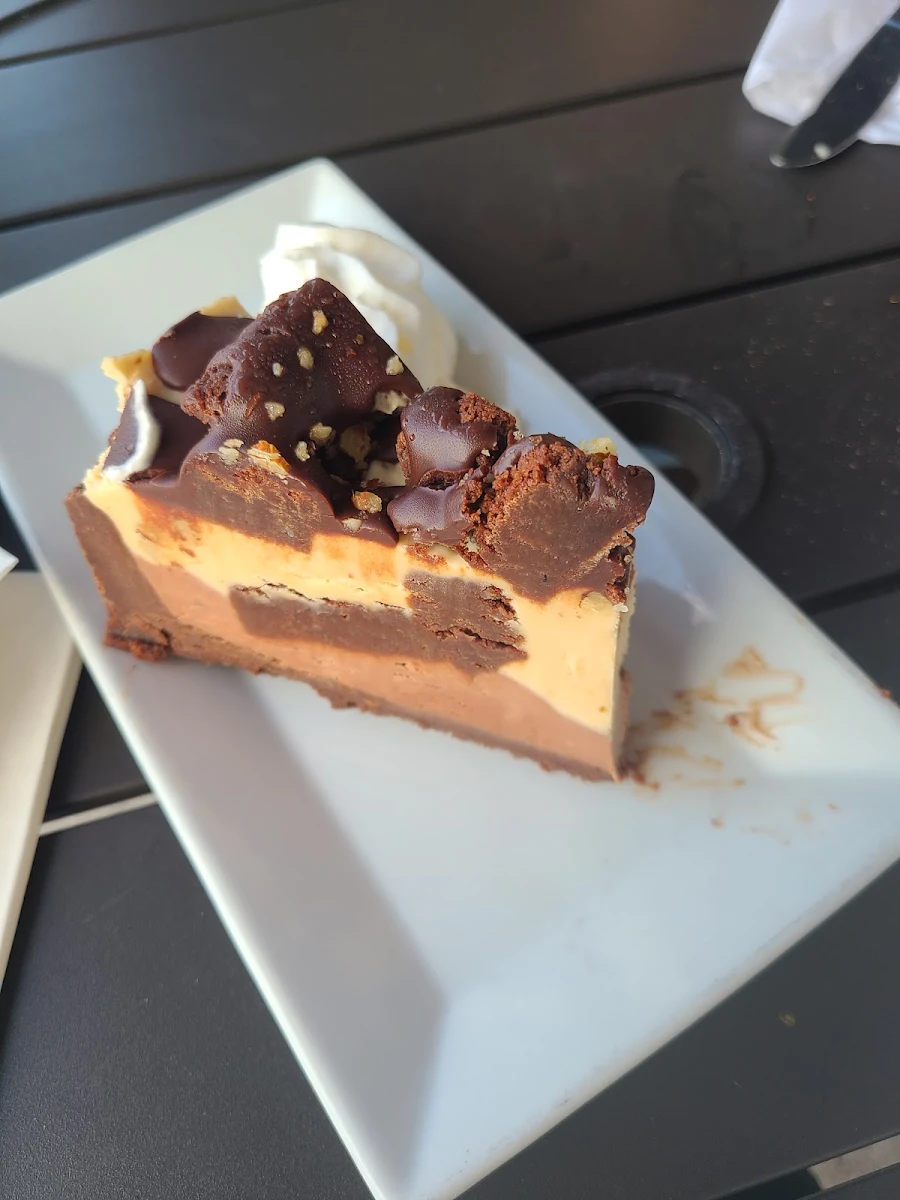 Peanut Butter Cheesecake