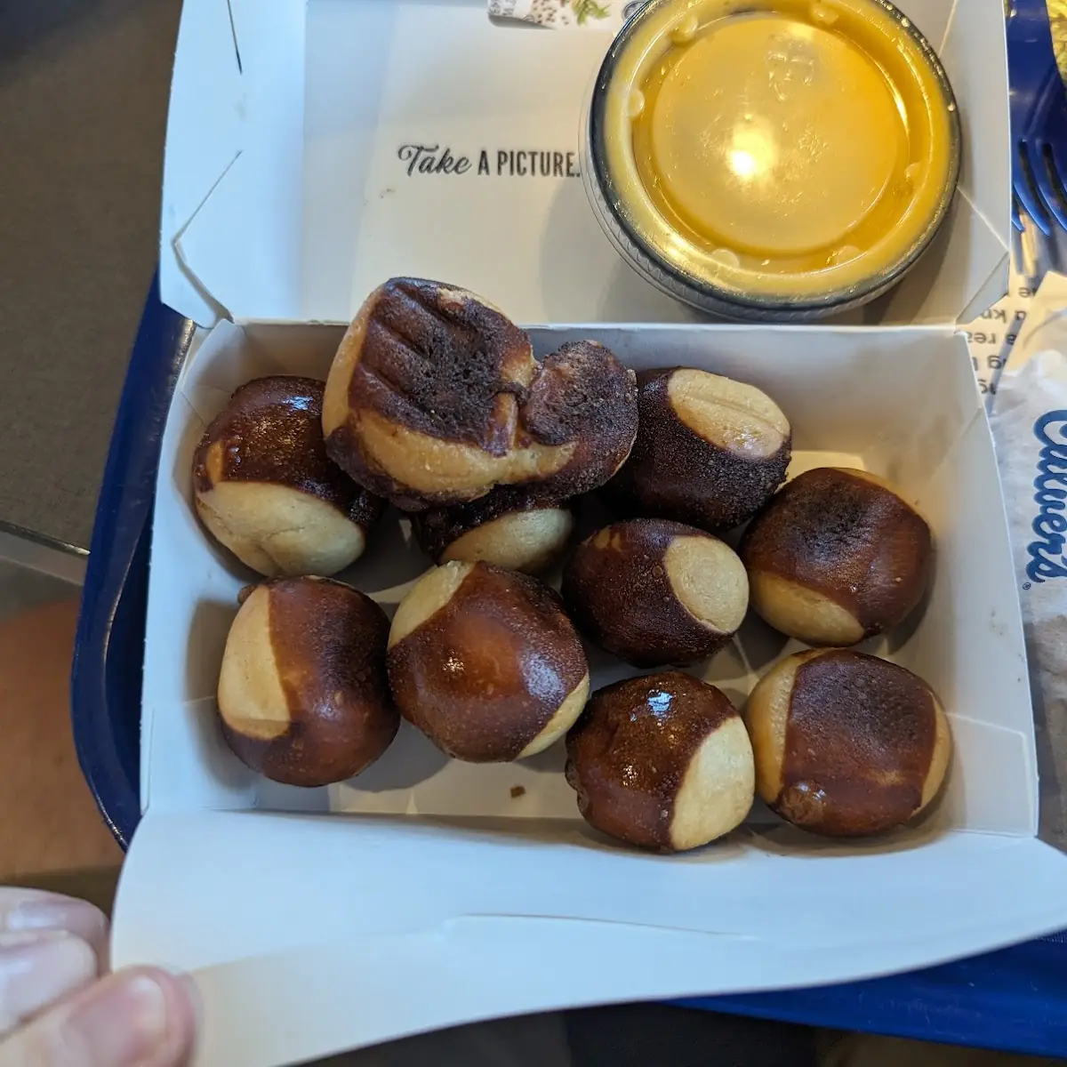Pretzel Bites & Cheese Sauce
