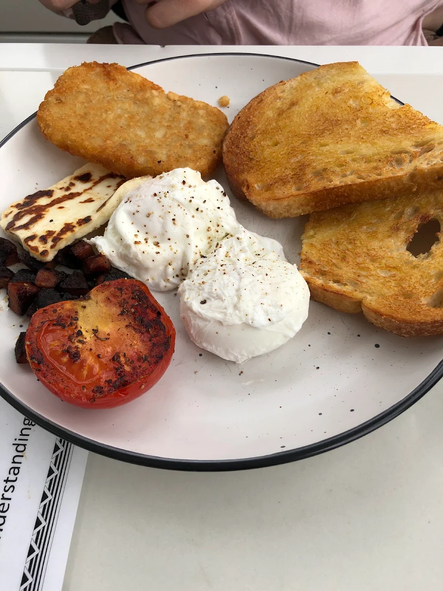 Highlights, Le Pavilion Cafe