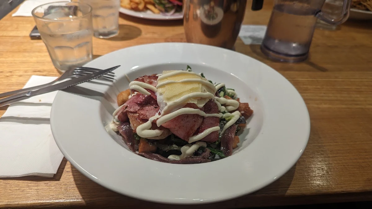 Cesar Salad, The Office Wine Bar & Lounge
