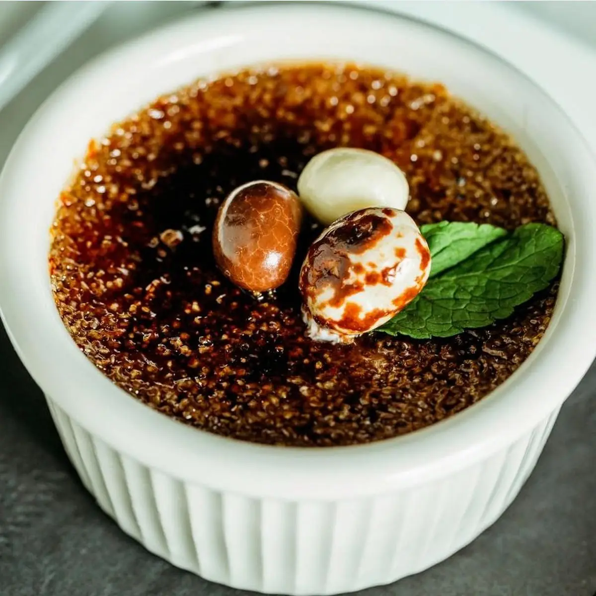 Rotating Cream Brulee