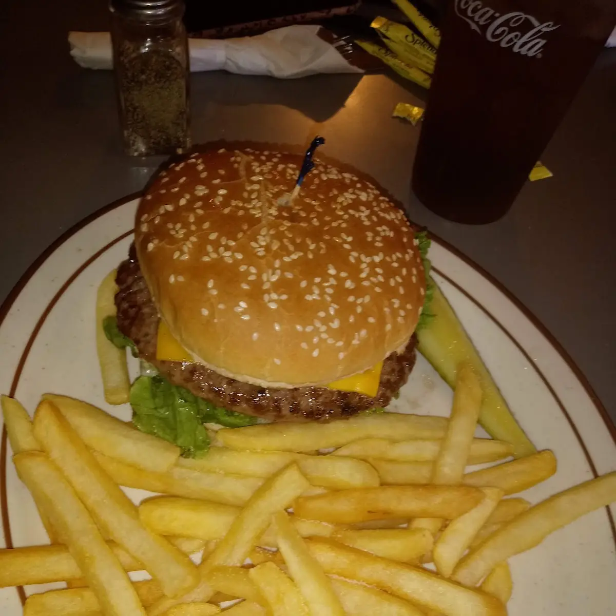 Cheeseburger Combo