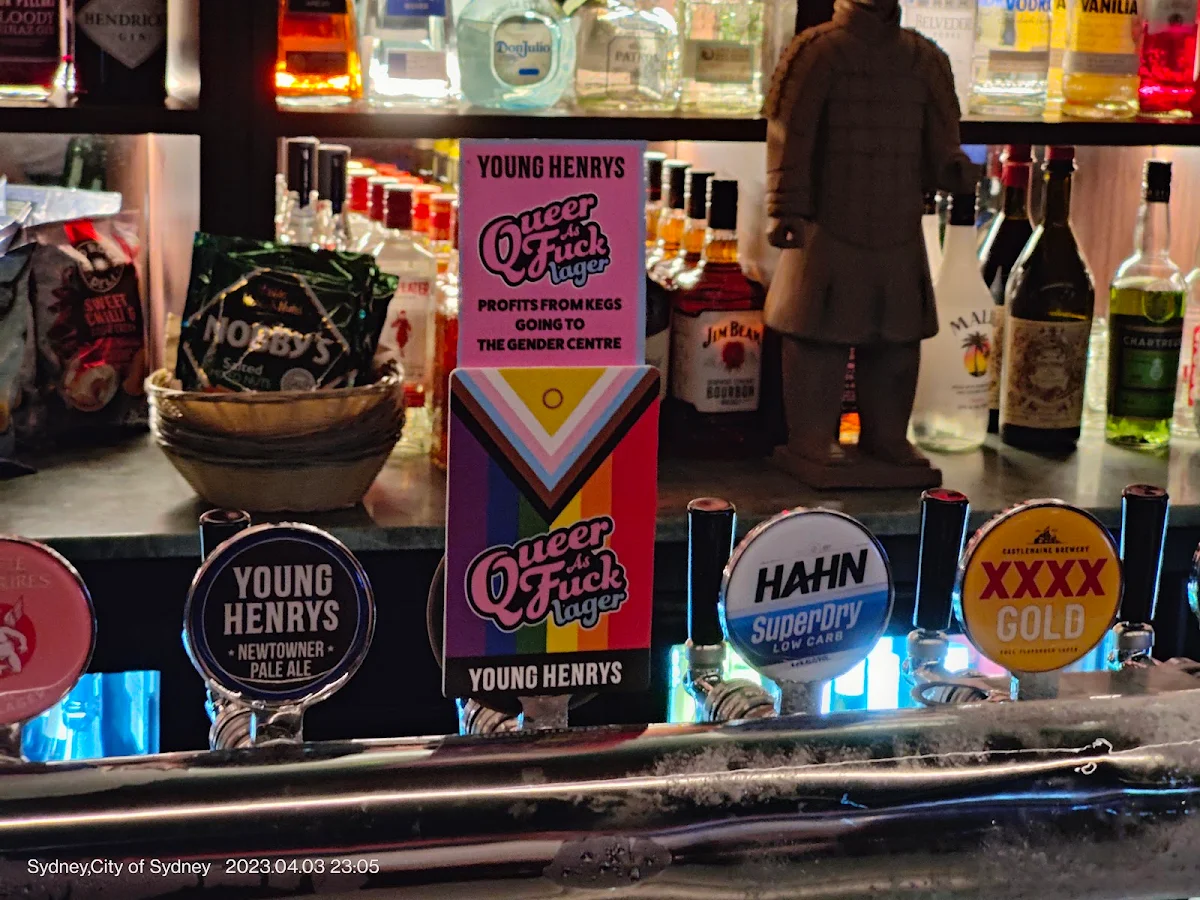 Tap Beer, M Bar