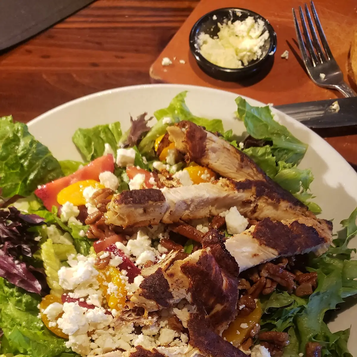 Apple Pecan Salad with Grilled Chicken
