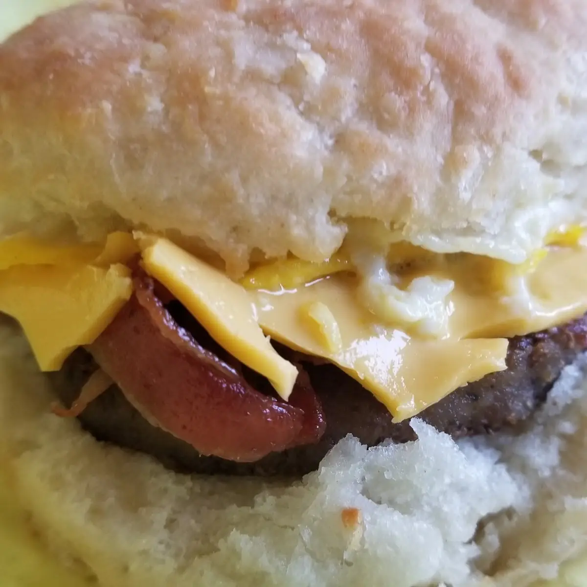 Muffin with Sausage Gravy