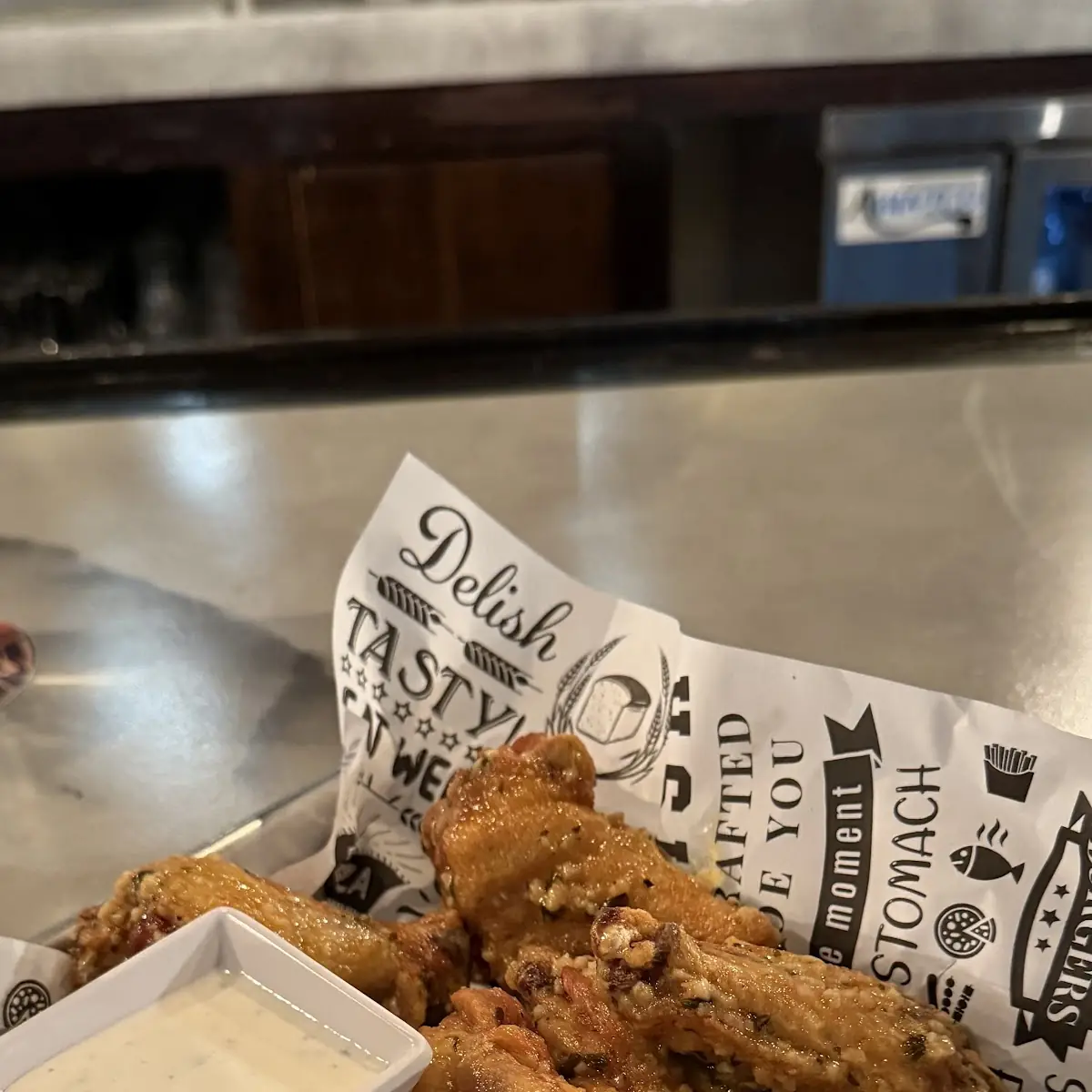 Golden Delicious Garlic Parmesan Wings