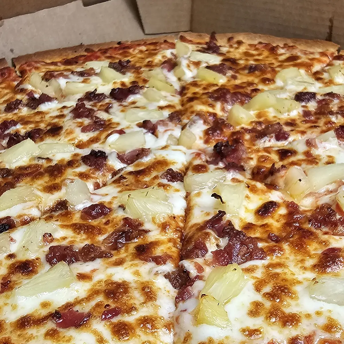 Hawaiian Pizza
