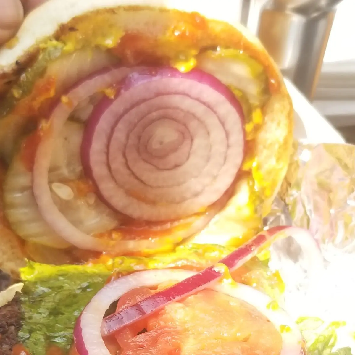 Burger with Lettuce Tomato