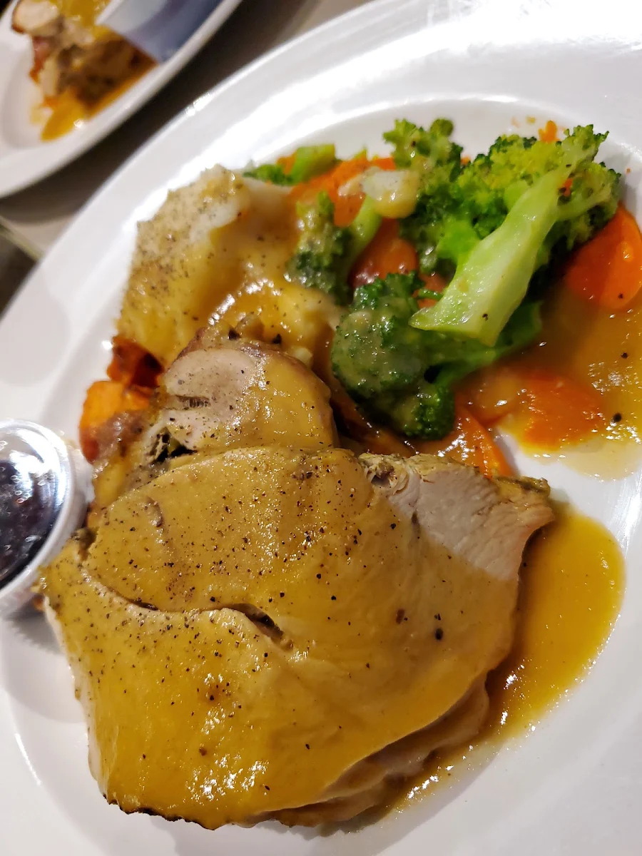 Highlights, The Well Public House at Elements Casino Chilliwack