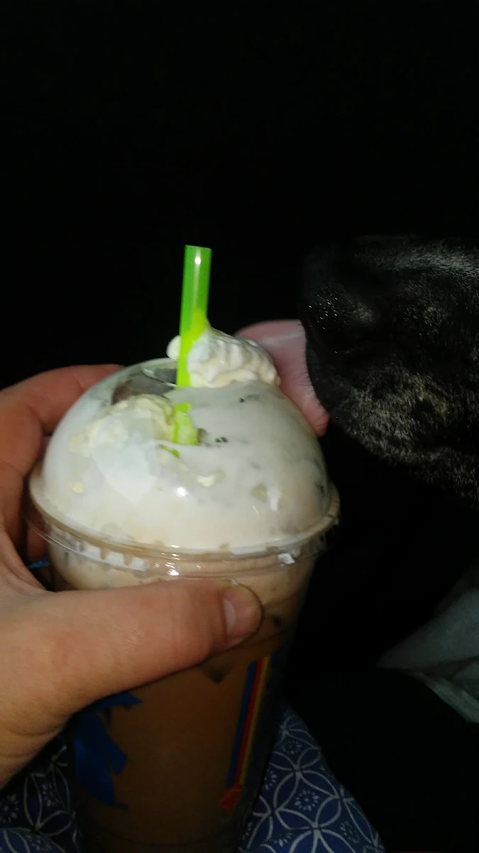 Iced Carmelizer w Whip Cream Cheese