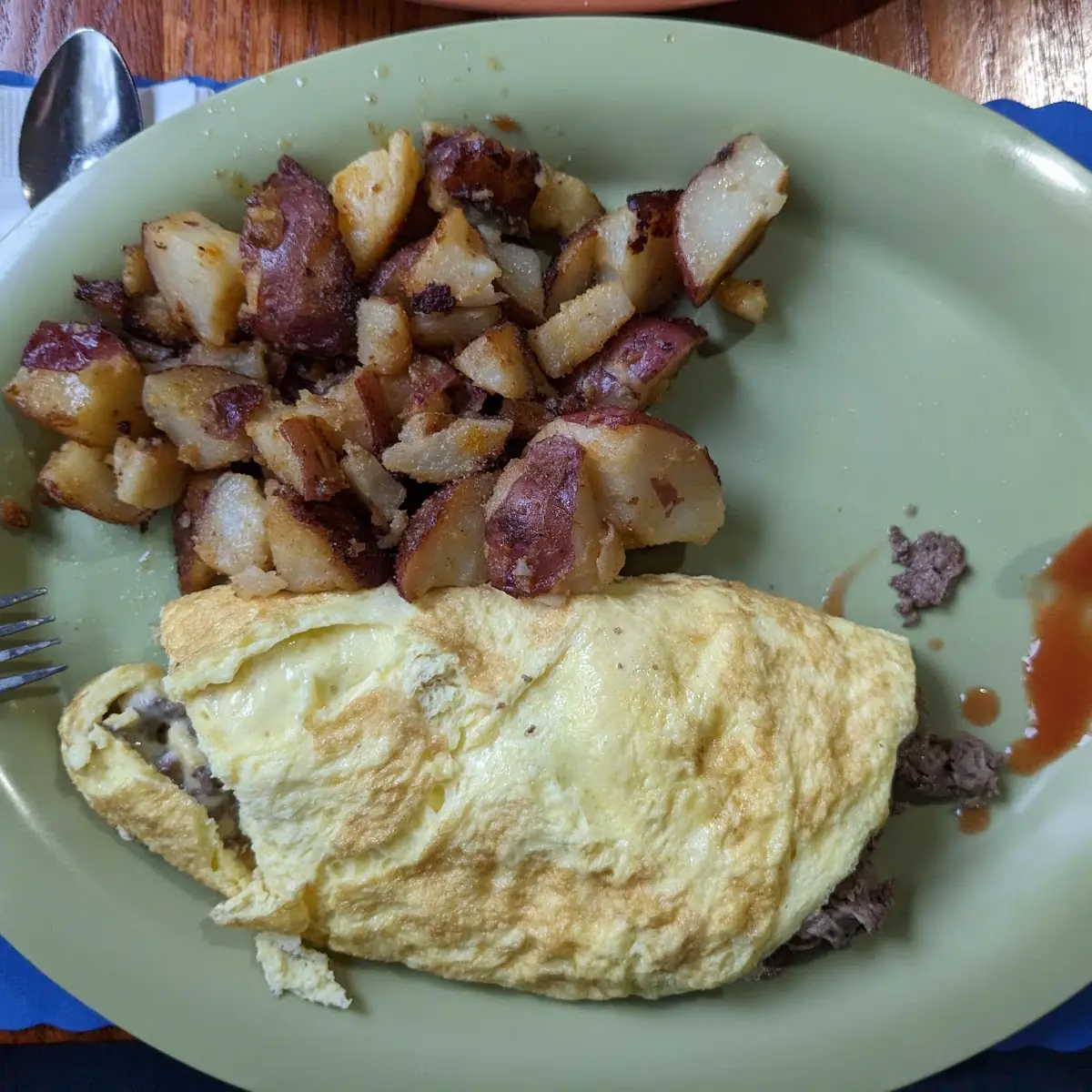 Apple-Bacon-Cheddar Omelette Toast