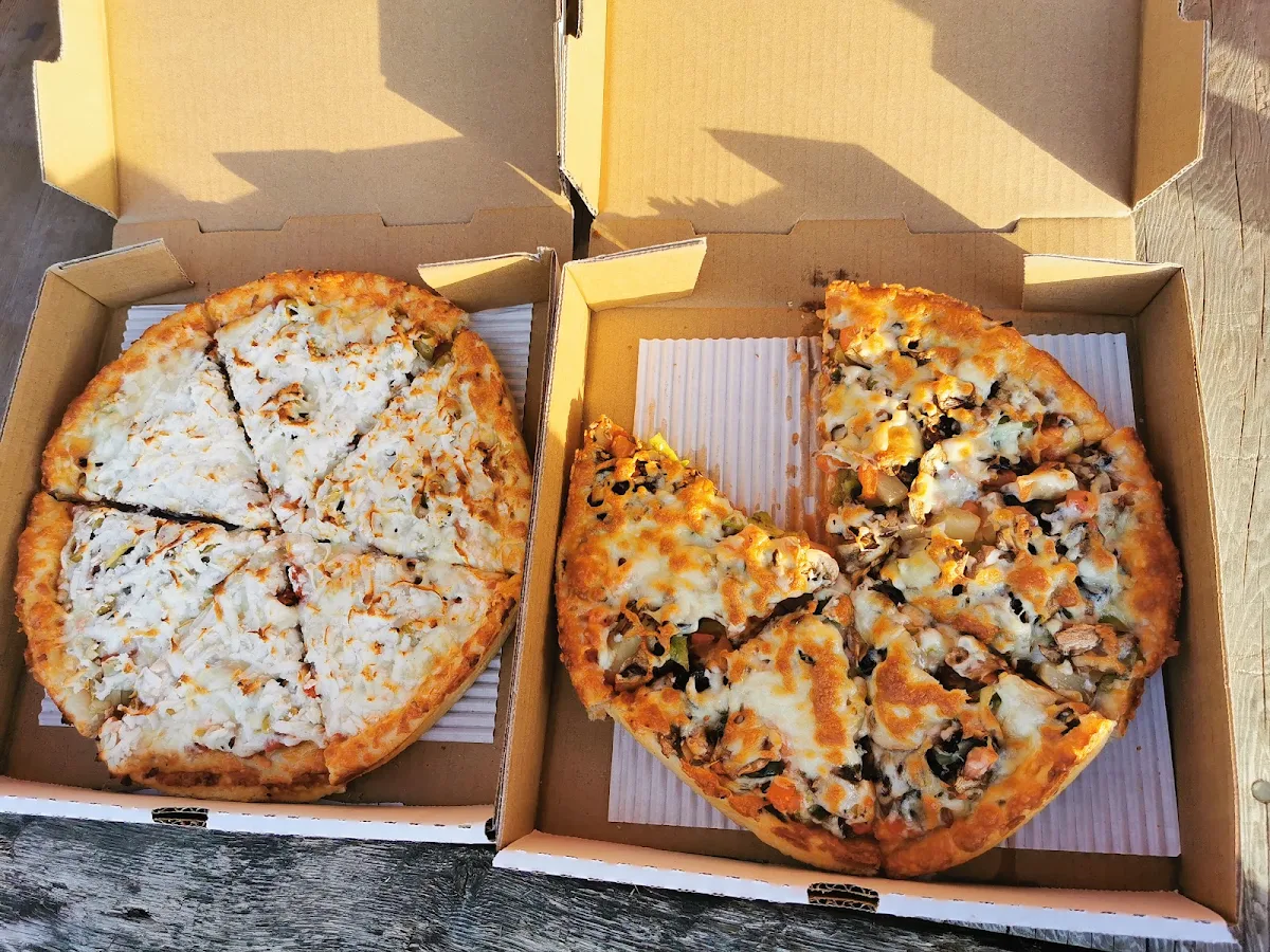 Extra Cheese, Pizza Factory