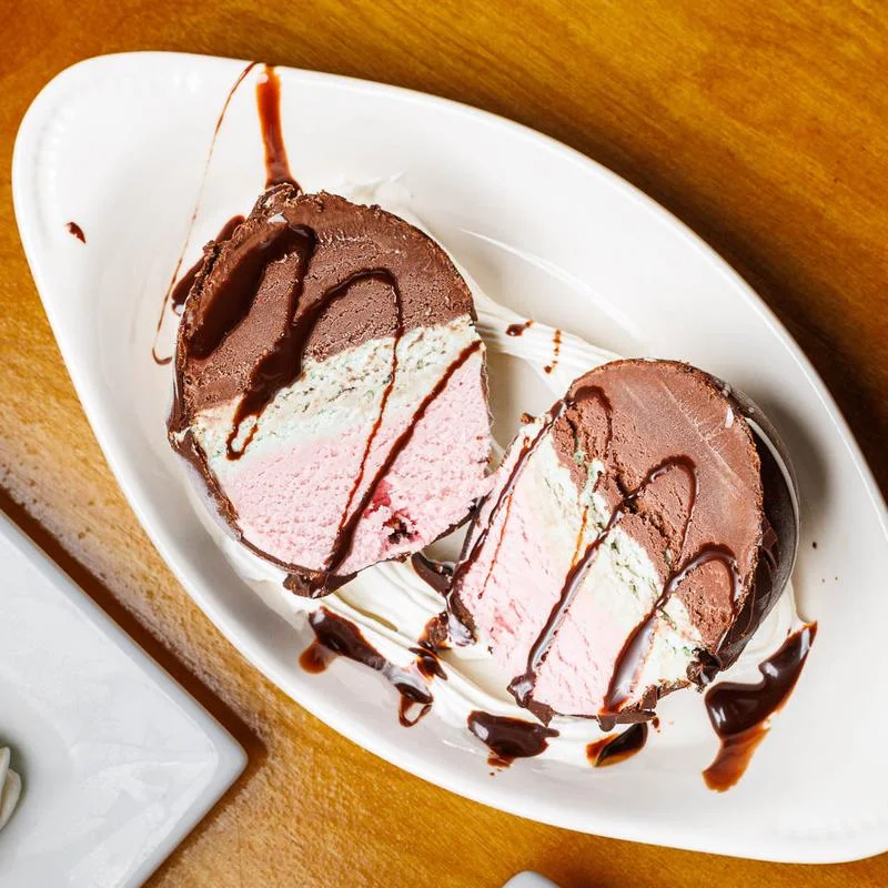 Spumoni Bomba