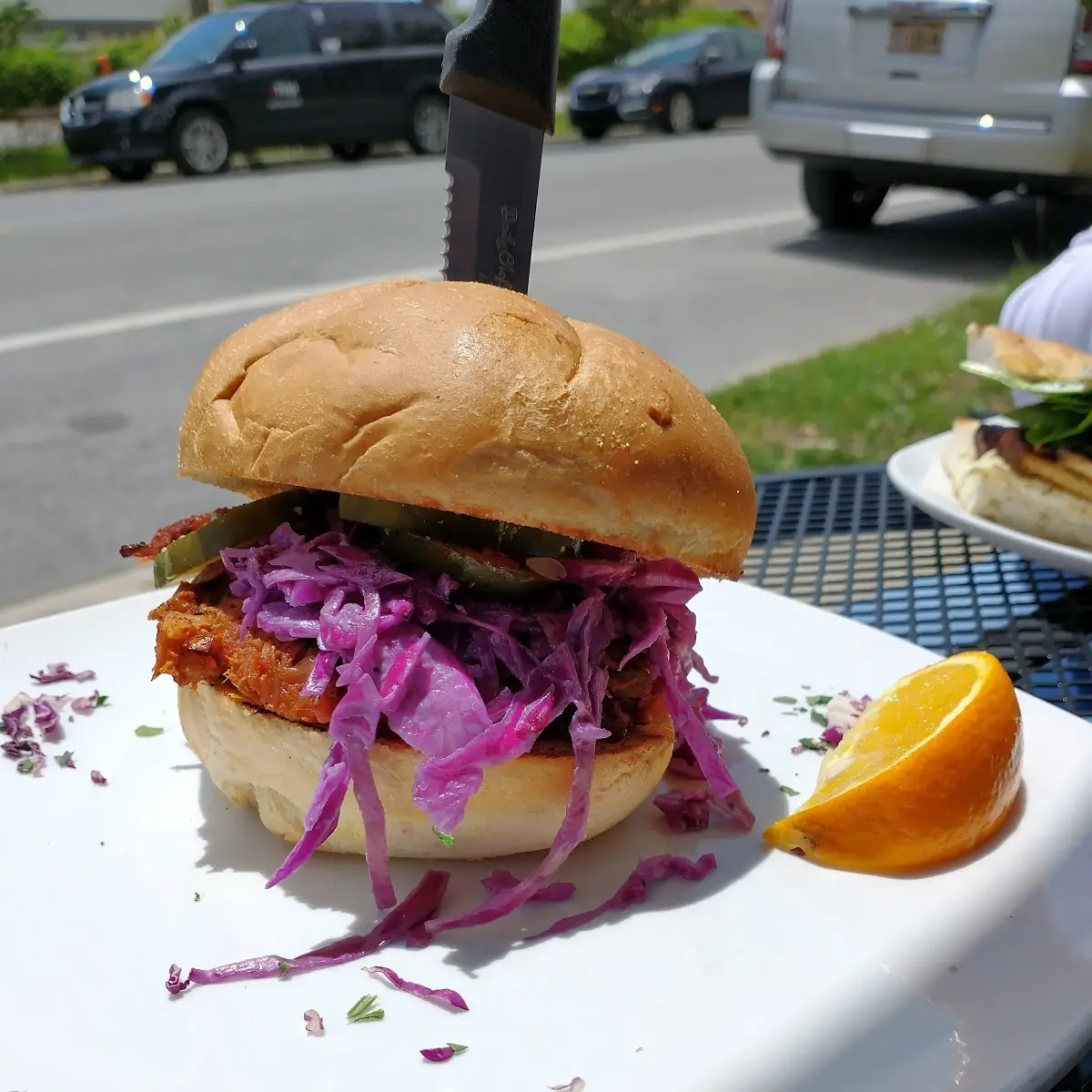 Jackfruit Pulled Pork Sammy