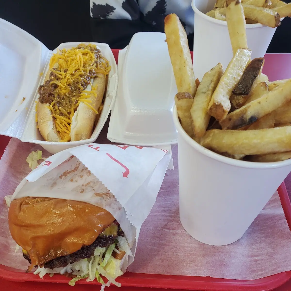 Double Bacon Cheeseburger Deluxe Chilli Cheese Dogs & Fries