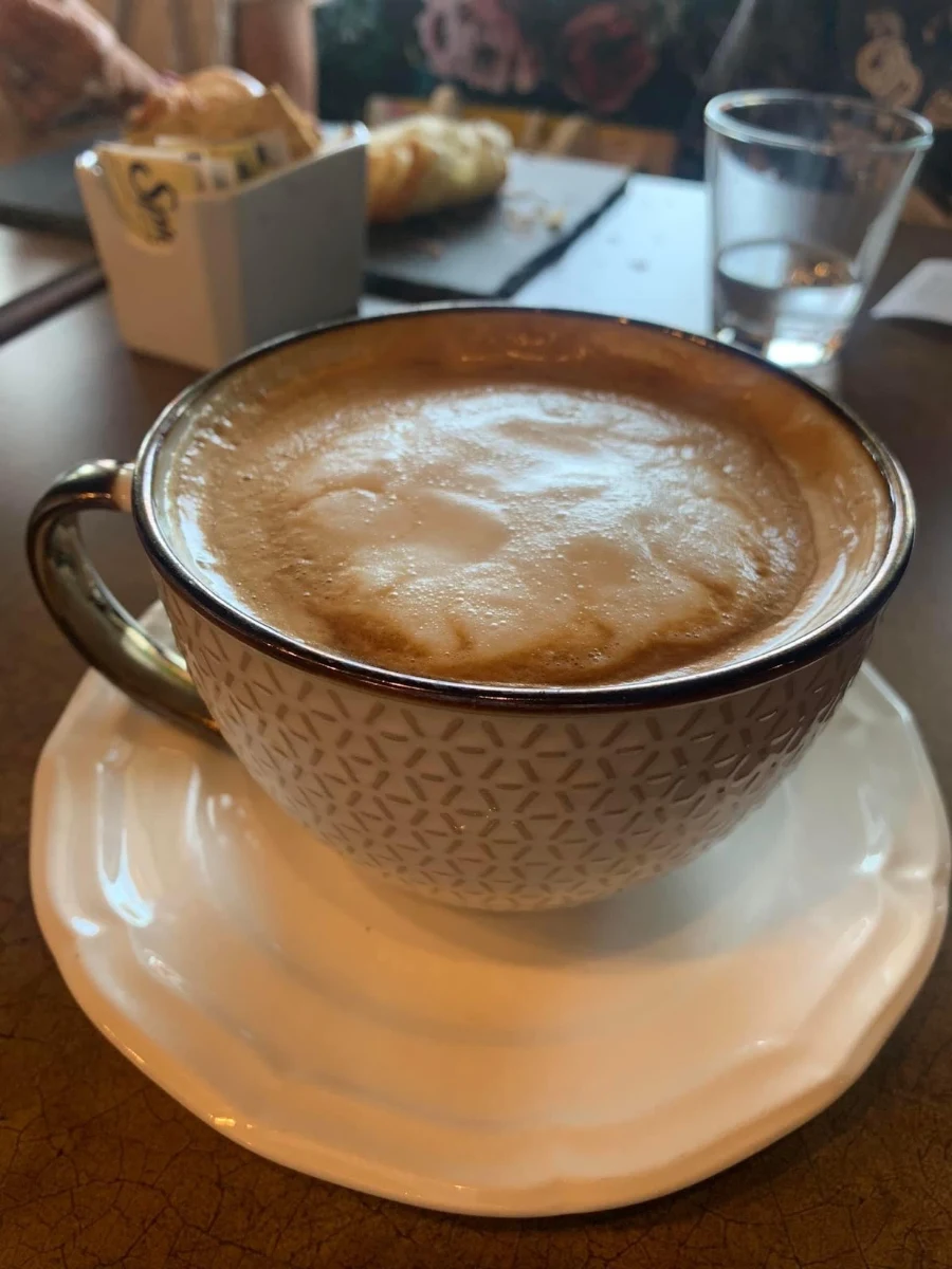 Latte with Almond Milk