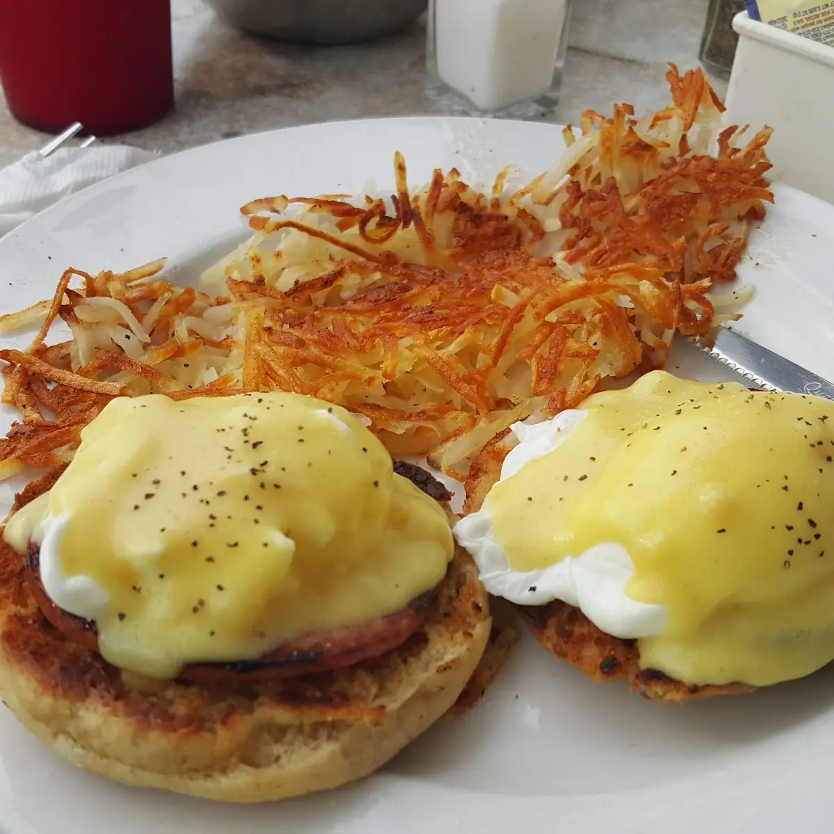 Eggs Benedict