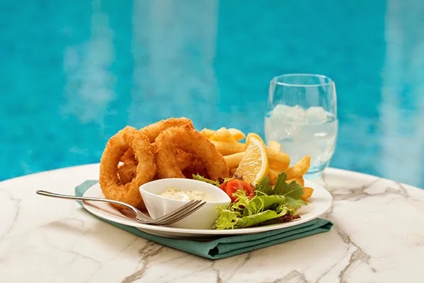 Highlights, Poolside Bar & Grill