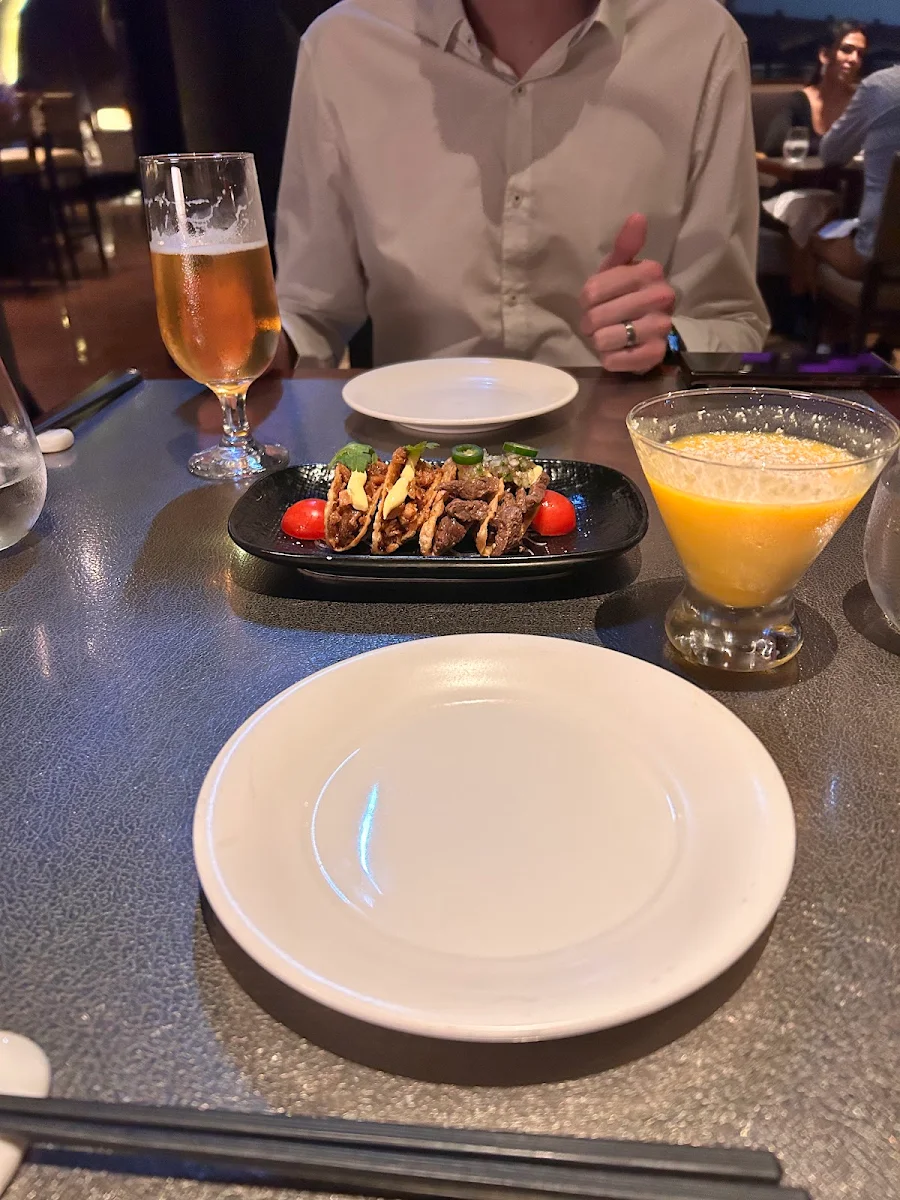 Highlights, Poolside Bar & Grill