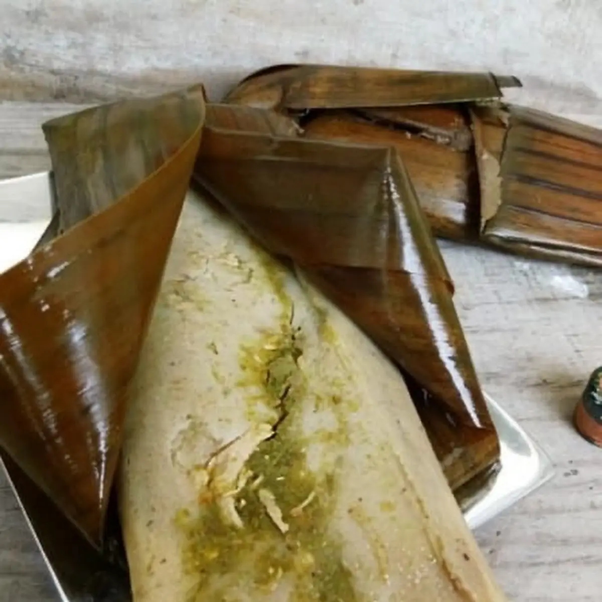 Tamales de Pollo En Salsa Verde
