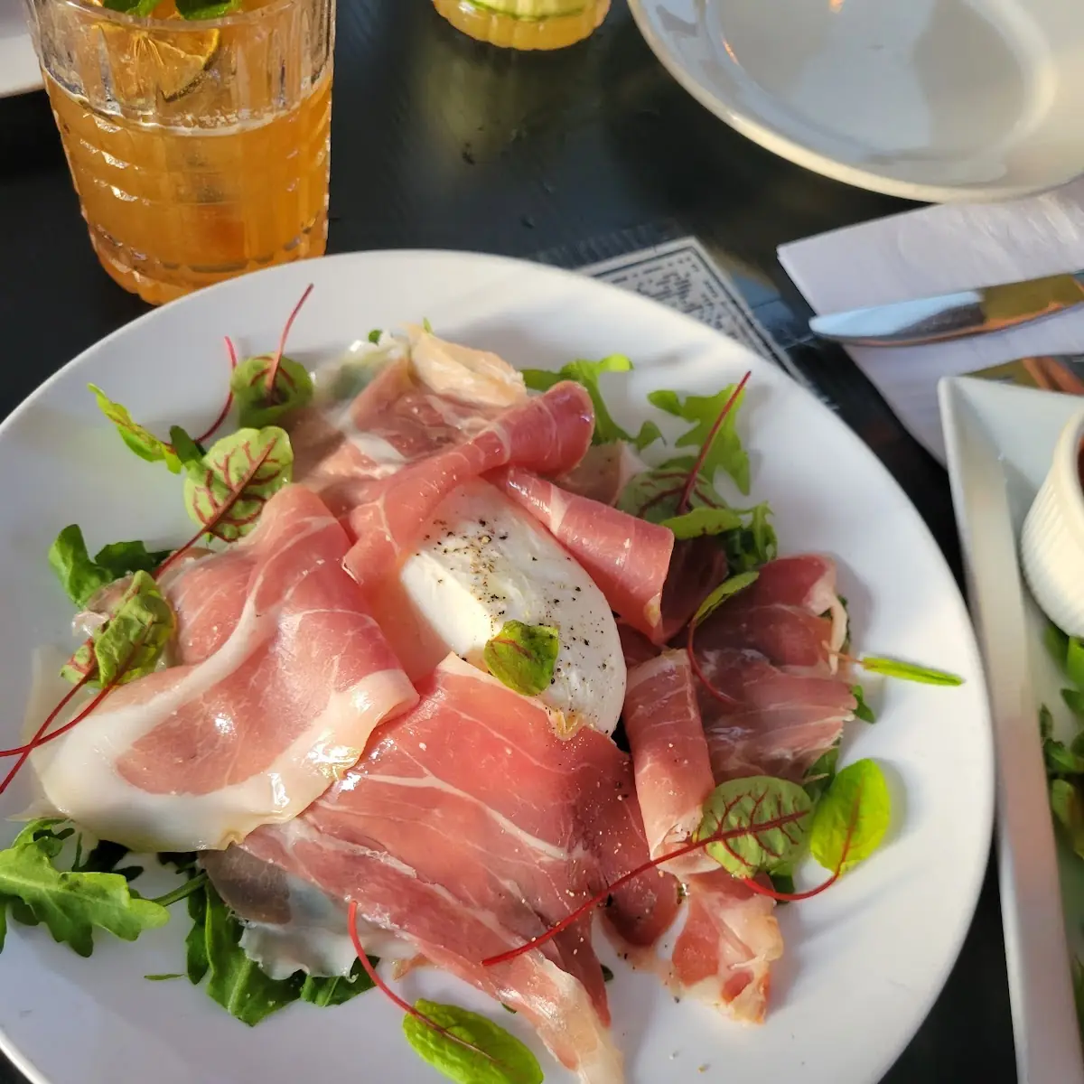 Burrata & Prosciutto