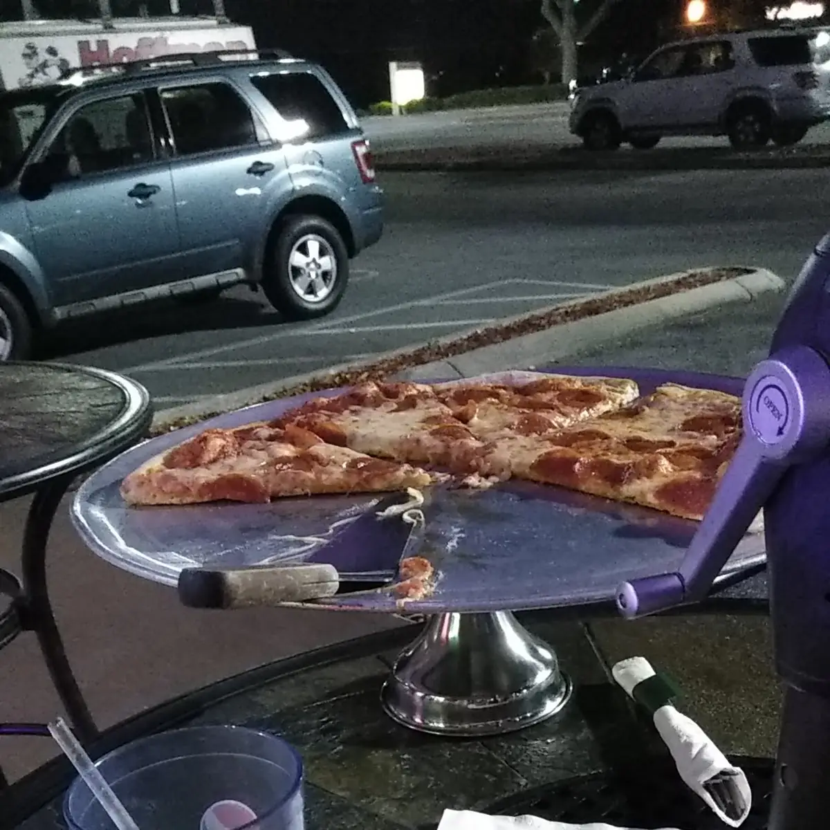 Large Pepperoni Pizza