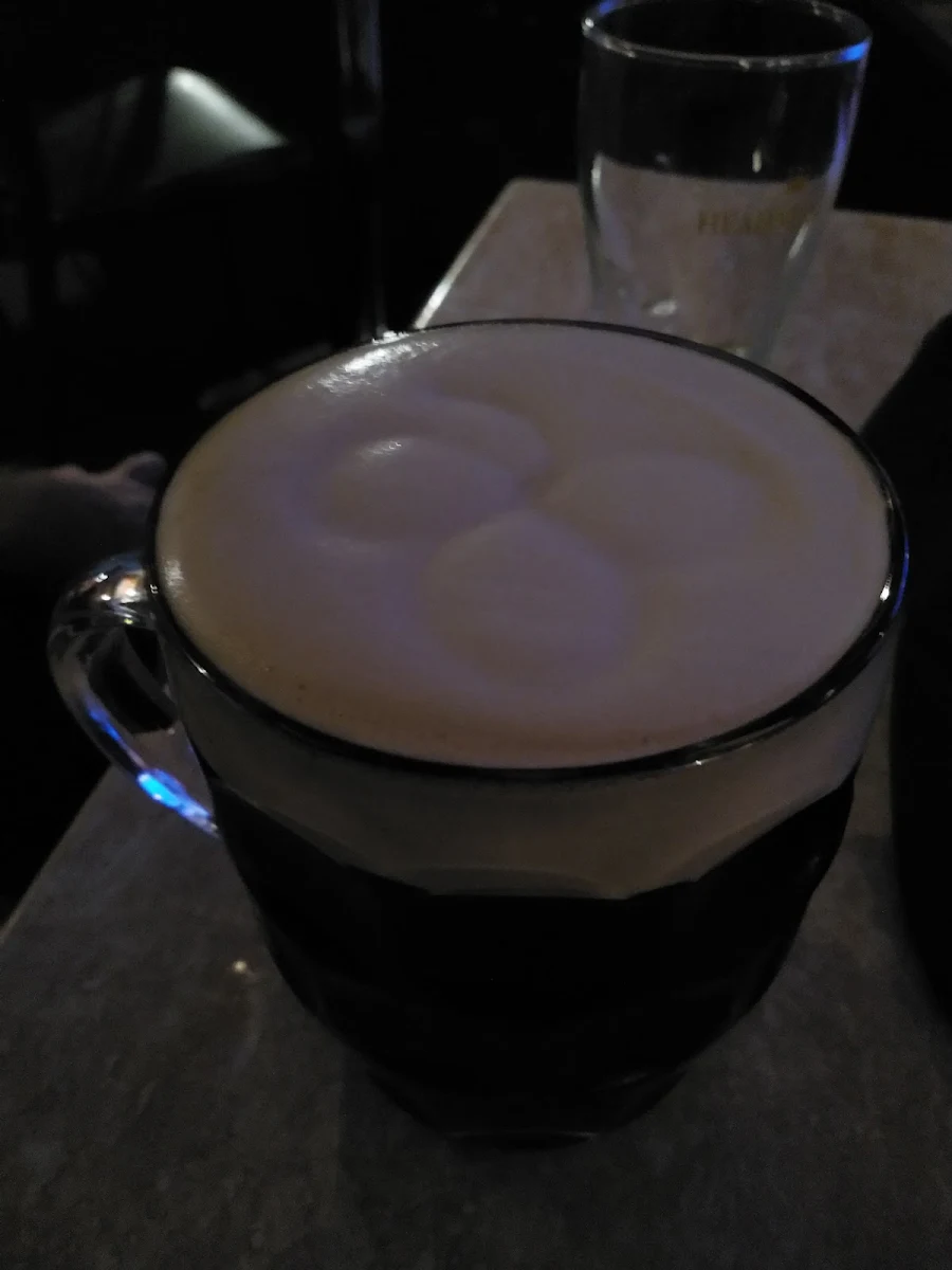 Highlights, Finbar's Lounge Bar