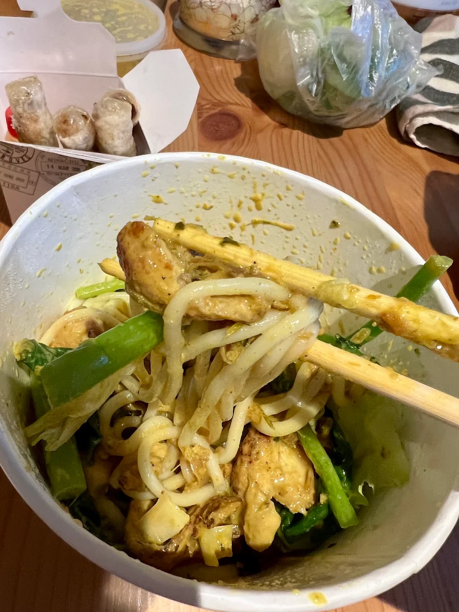 Chicken Curry Rice Noodles, MISSCHU South Yarra