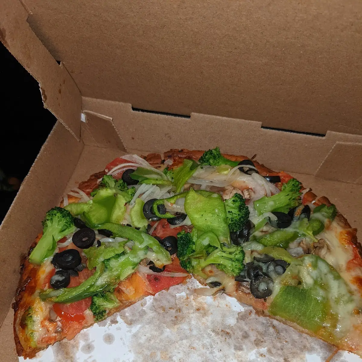 Cauliflower Crust Veggie Pizza