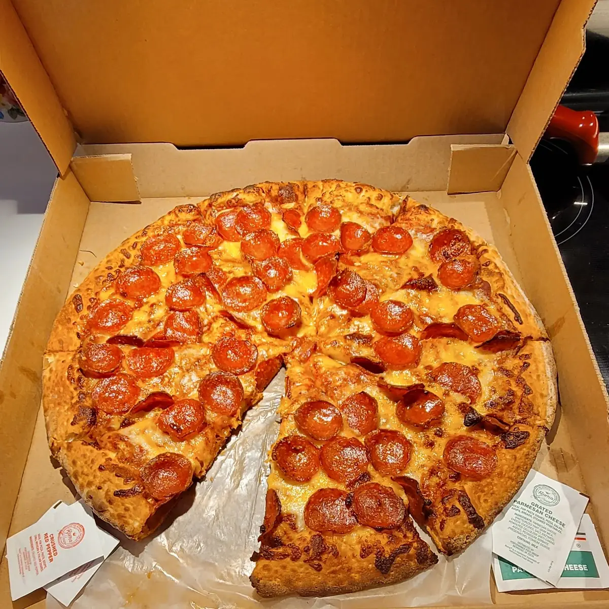 Large Pepperoni Pizza