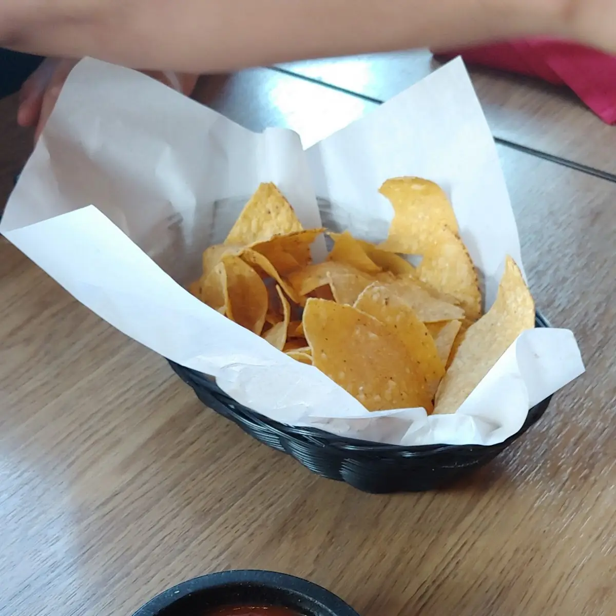 Small Chips & Salsa