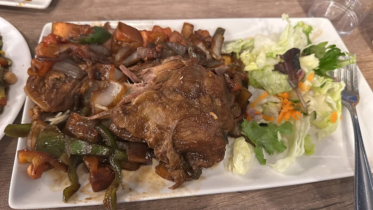 Lamb Shoulder with Rice, Hamdi