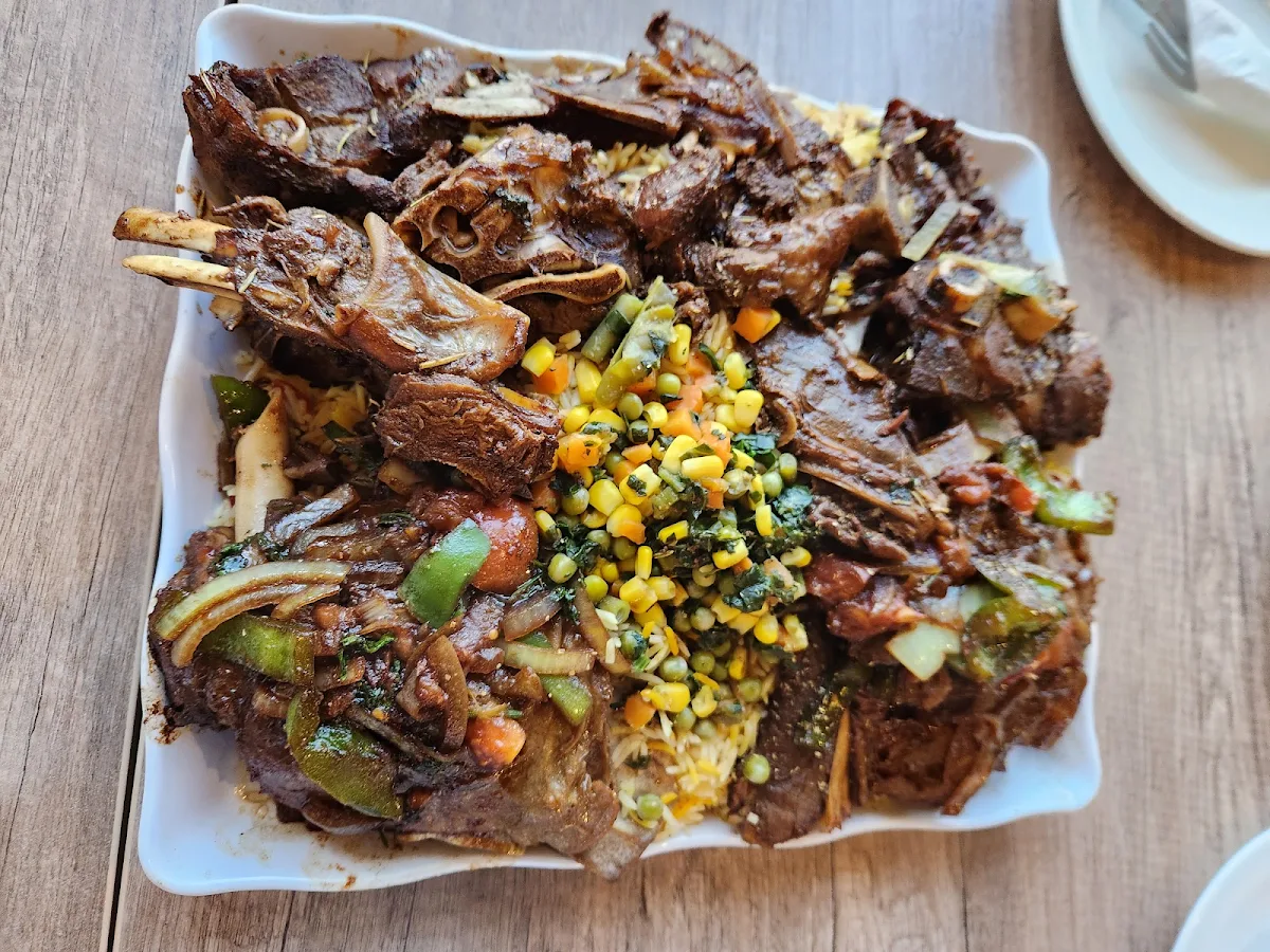 Mixed Platter, Hamdi