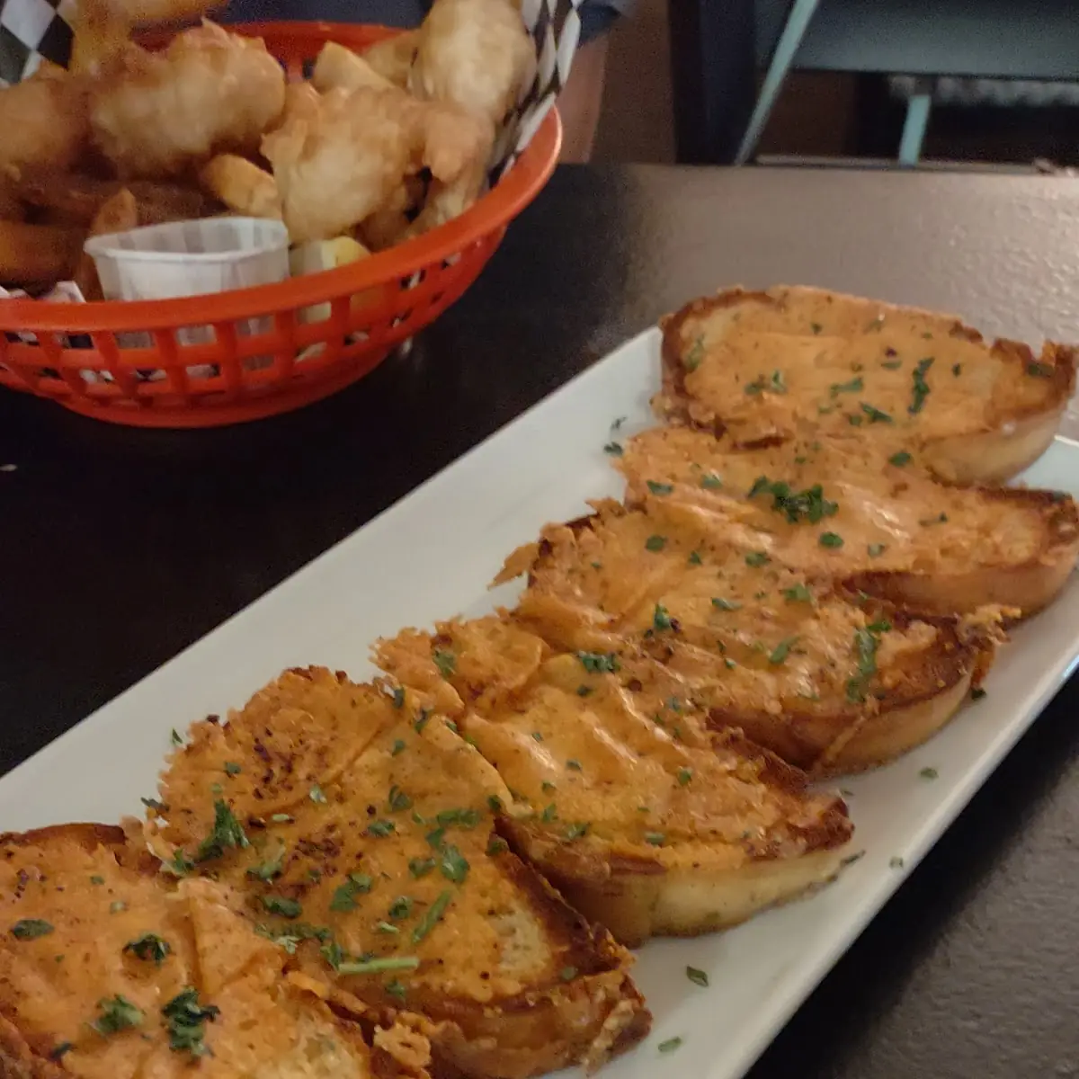 Garlic Cheese Bread