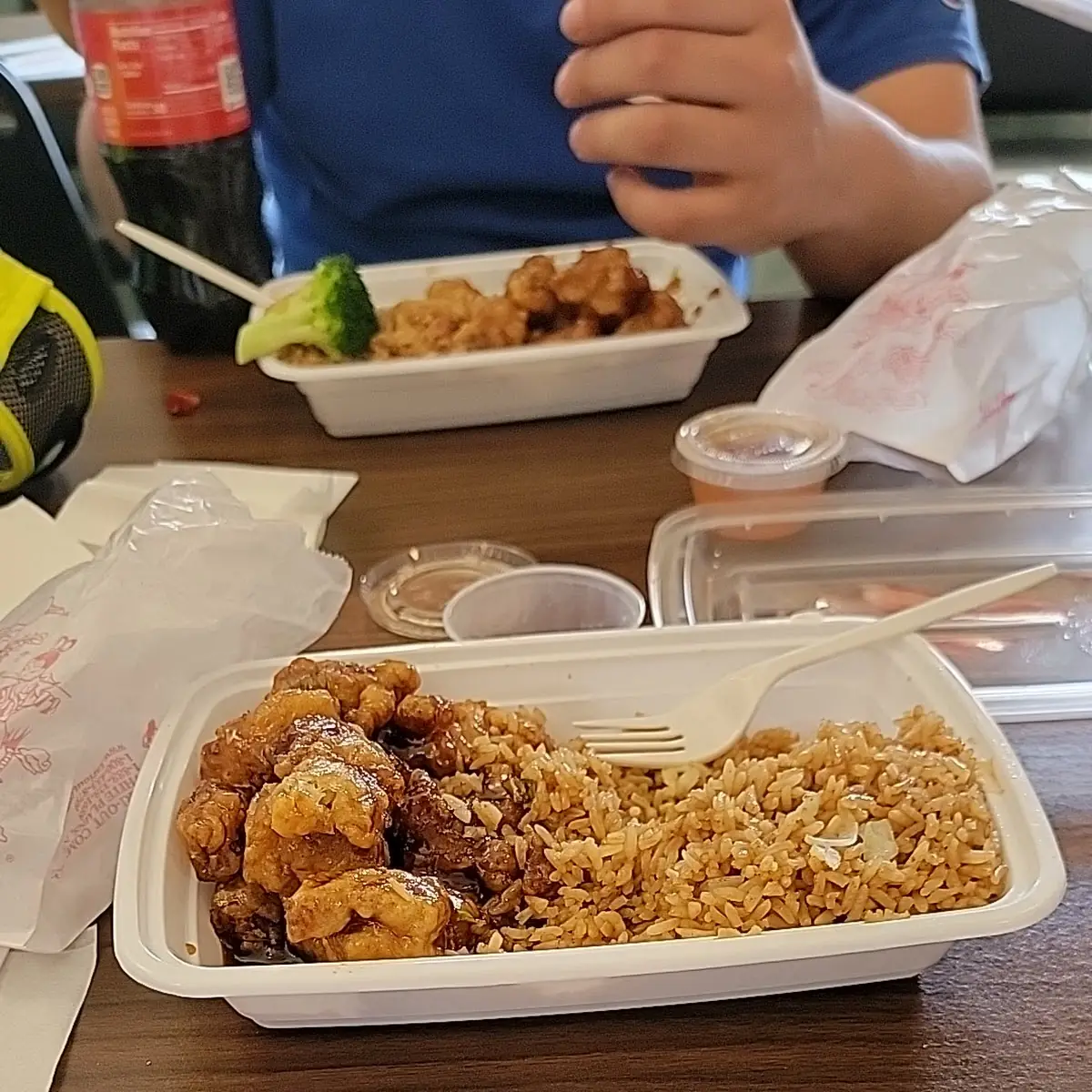 4. Fried Chicken Wings Cut (50 Pieces) Party Special