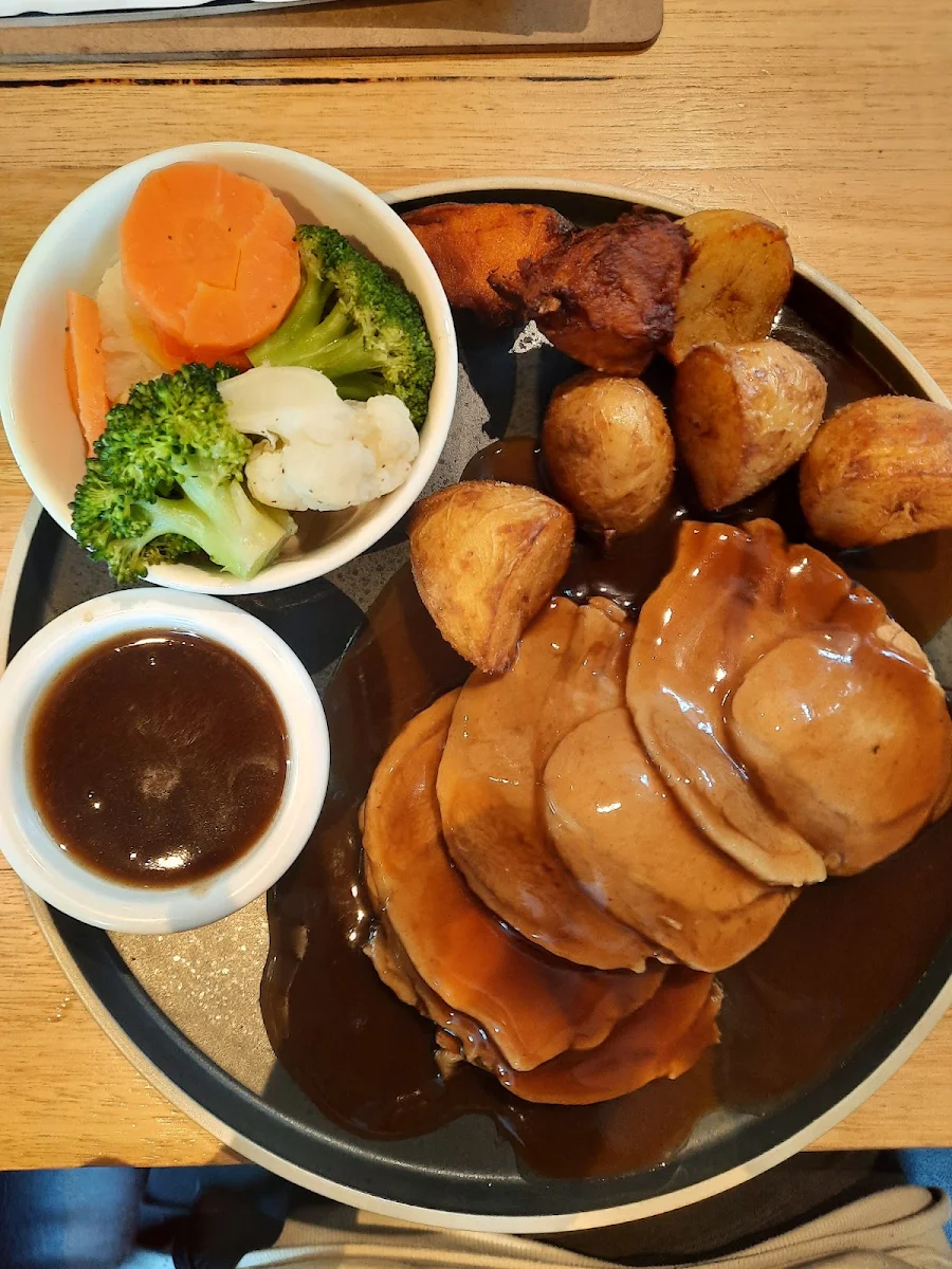 Roast Pork, The Courthouse Hotel