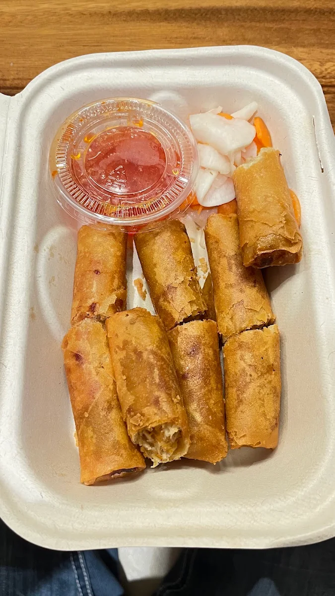 Chicken Crispy Spring Rolls to Go