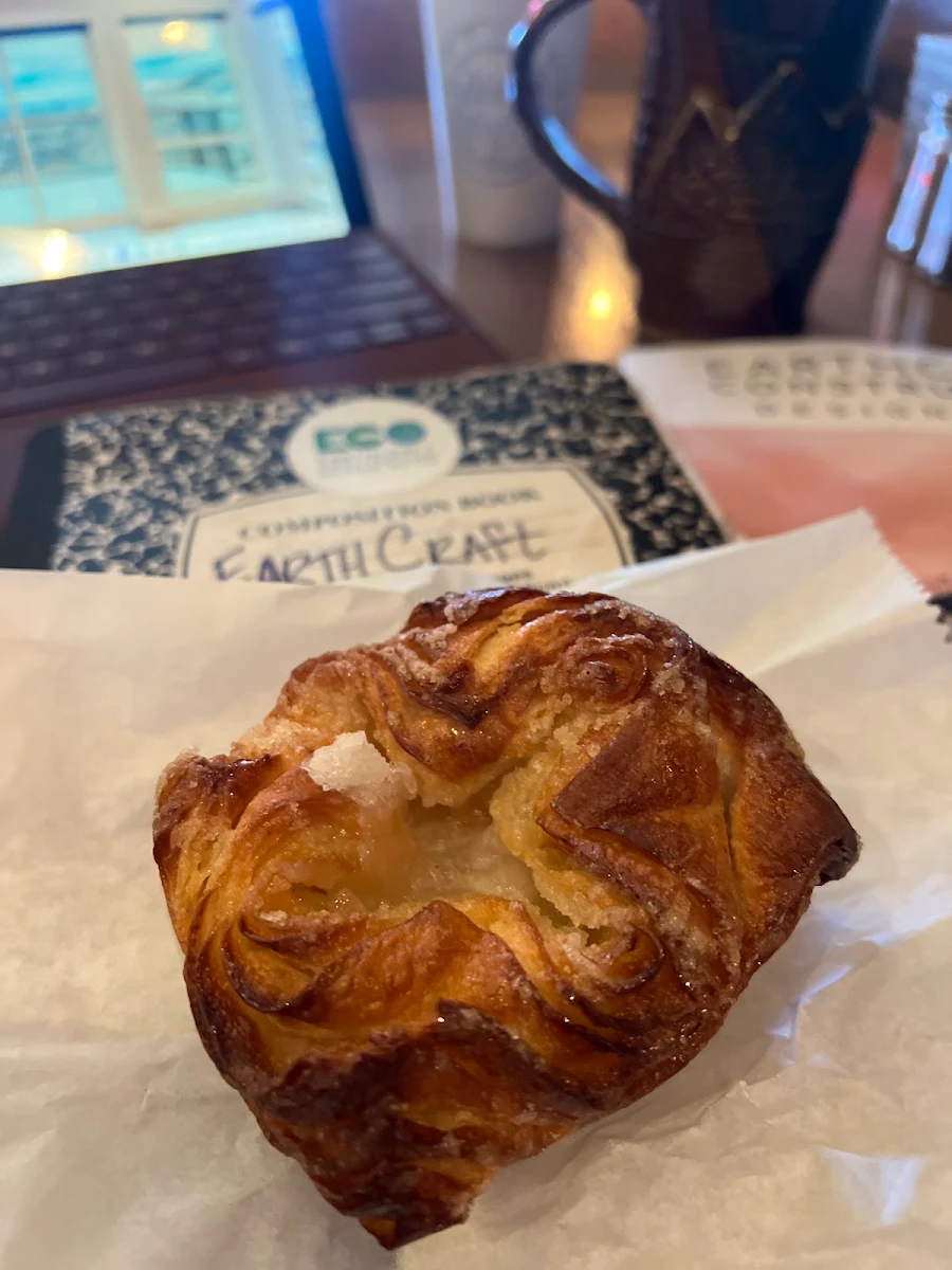 Gaston's Ham & Swiss Breakfast Croissant