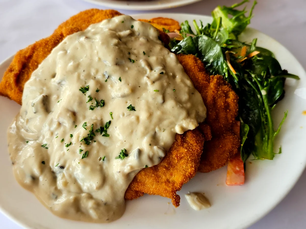 Highlights, Austrian Club Restaurant