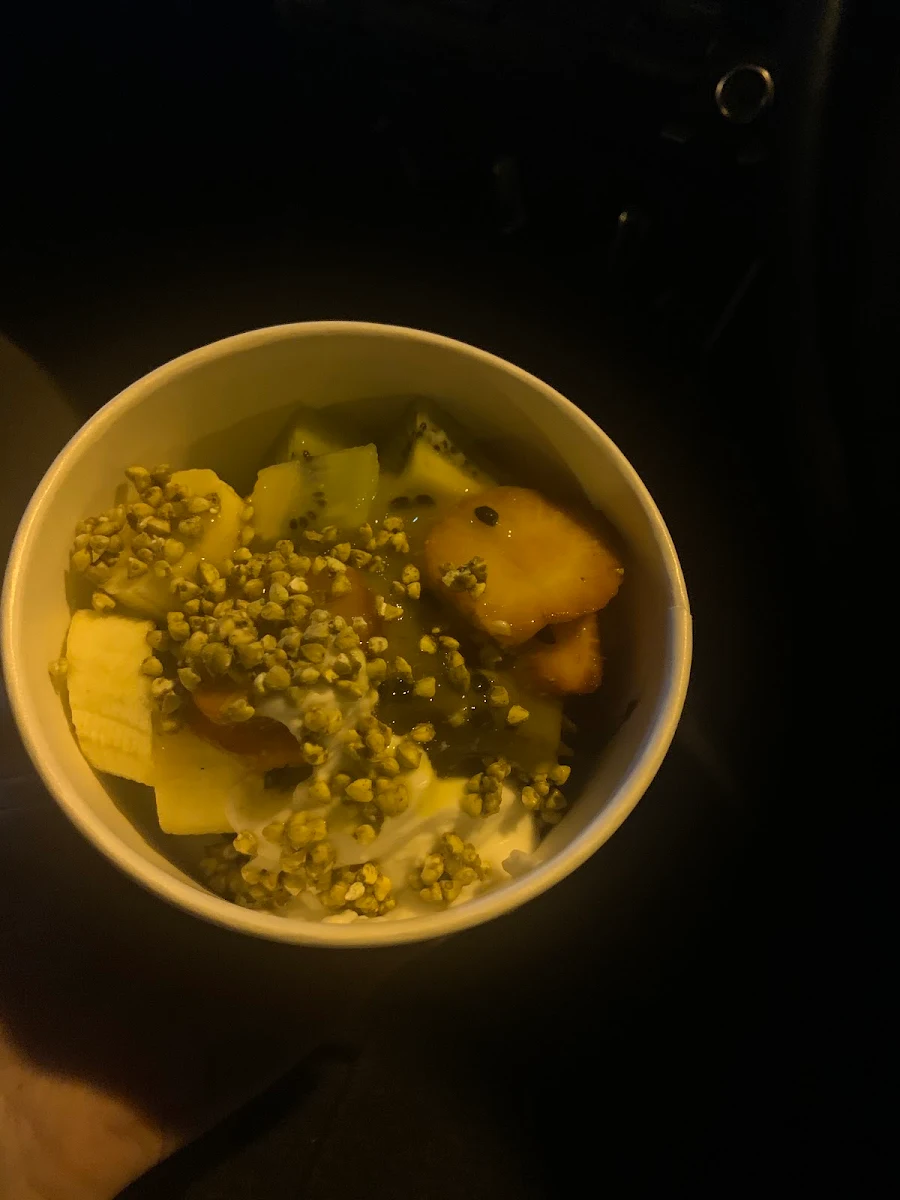 Açai Bowl with Fruit Buckinis and Passion Fruit, Blitz Bar Brighton