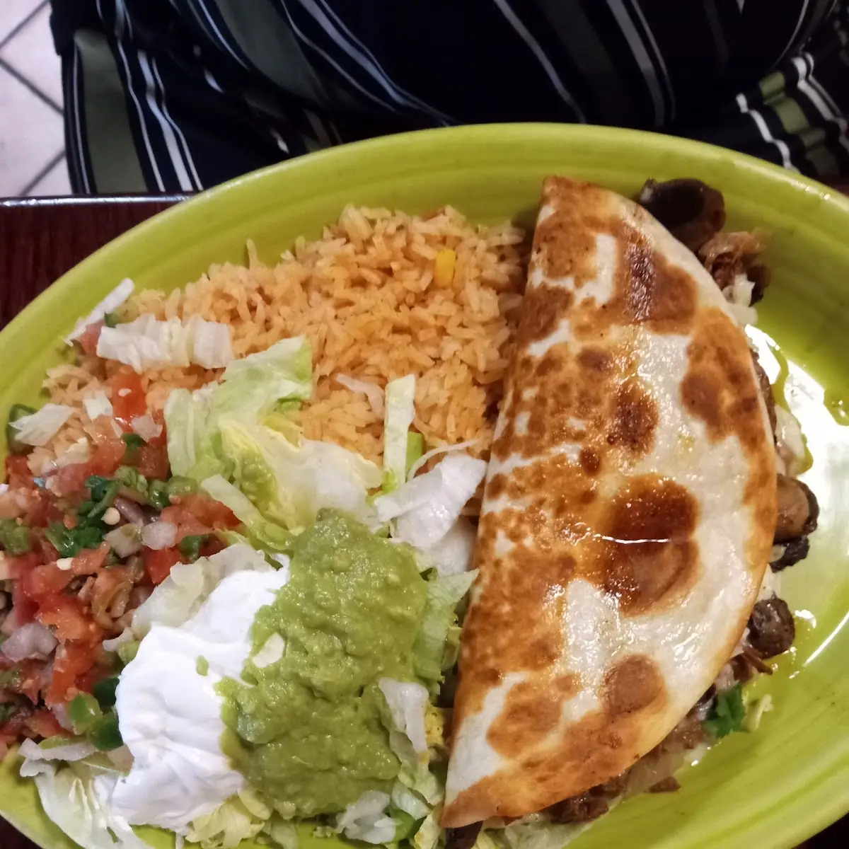 Burrito Supreme Con Pollo