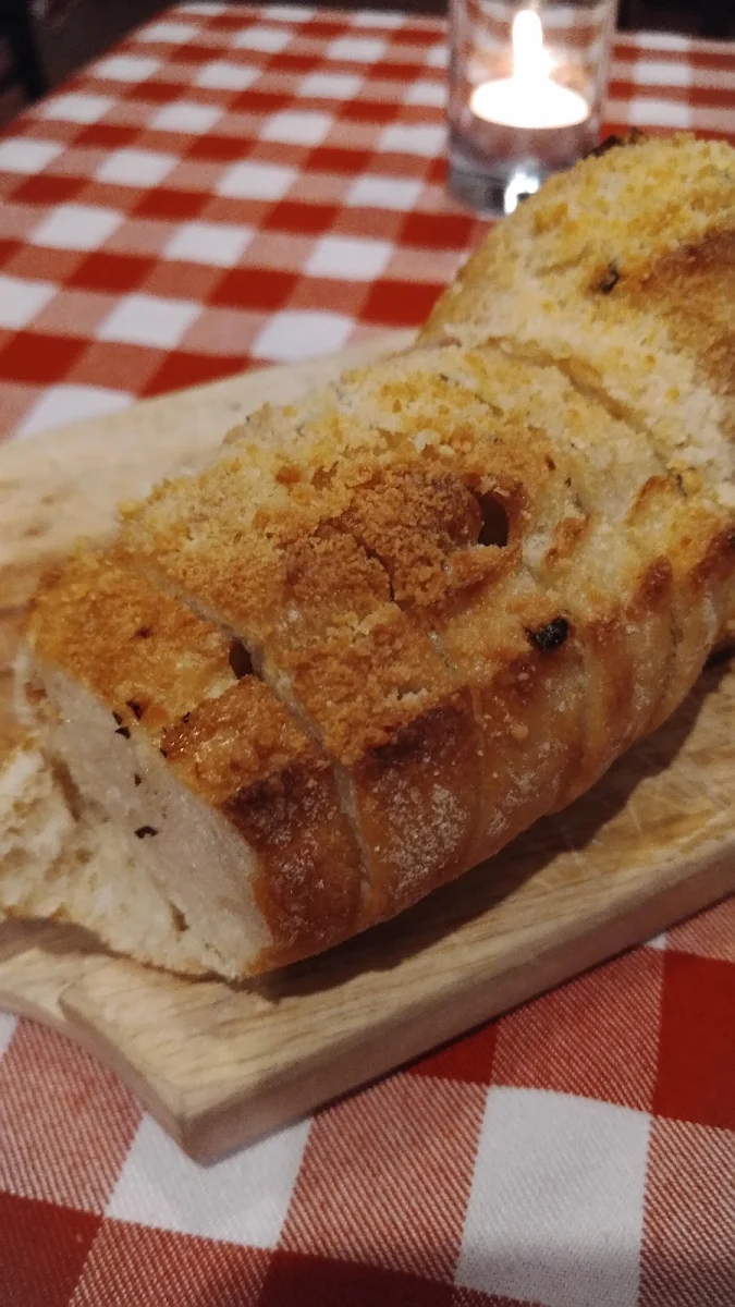 Garlic Cheese Bread, Farina Ristorante