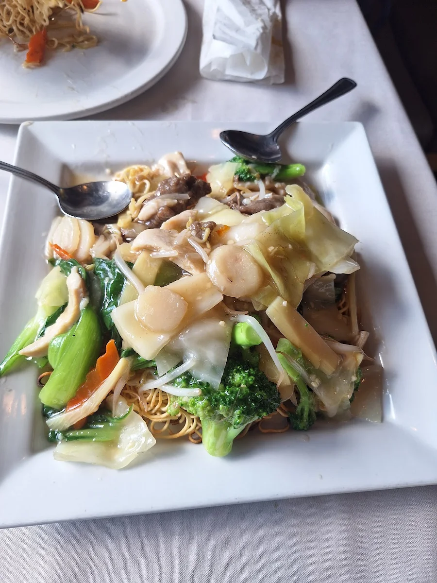 Cantonese Noodles with Shrimp, Restaurant Shing Kee