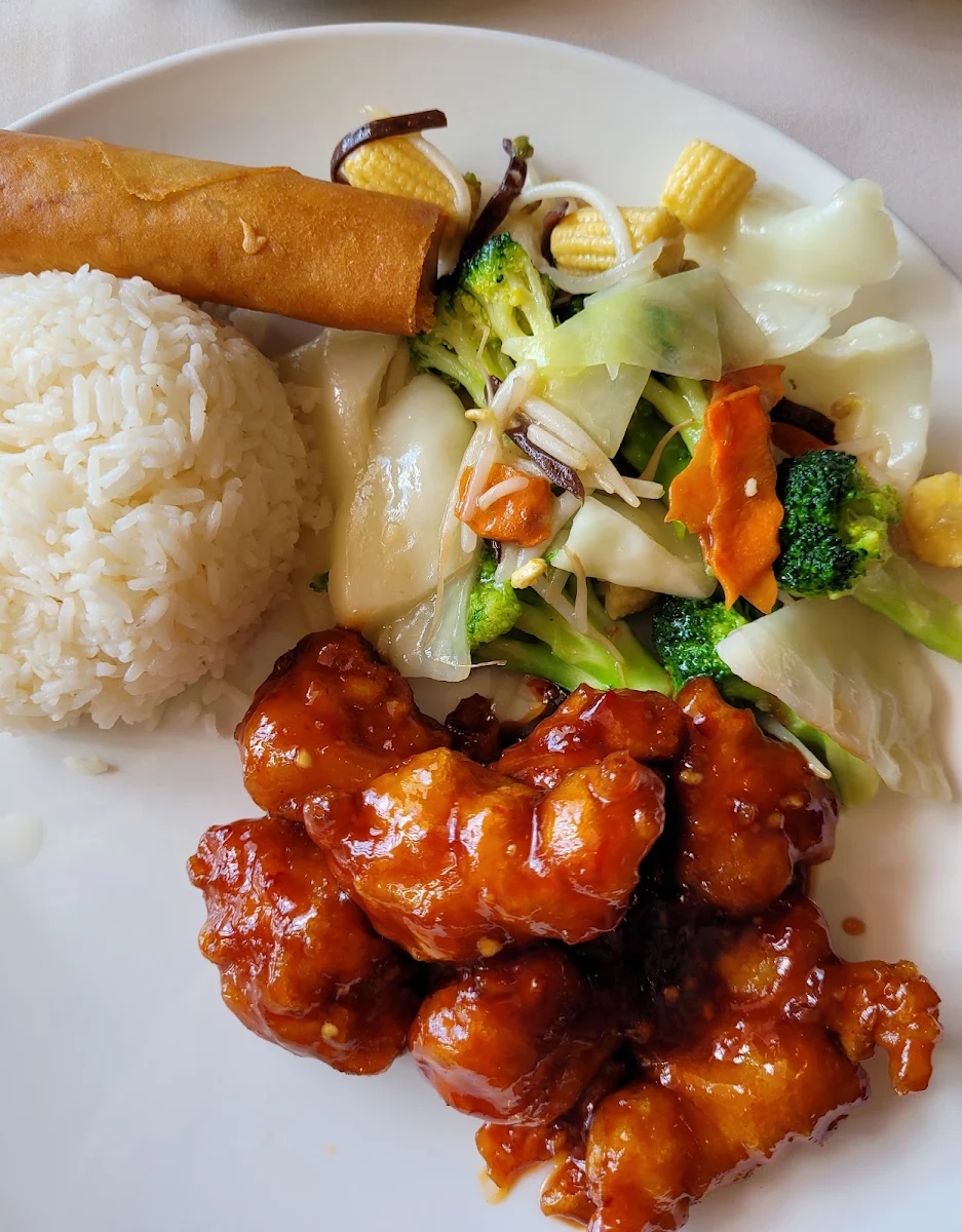 General Tao's Chicken, Restaurant Shing Kee