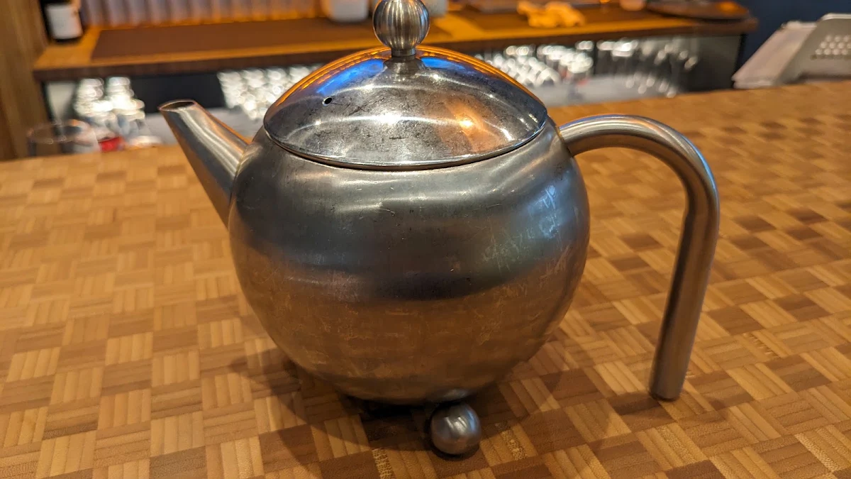 Tea, Baan Thai Wok & Bar
